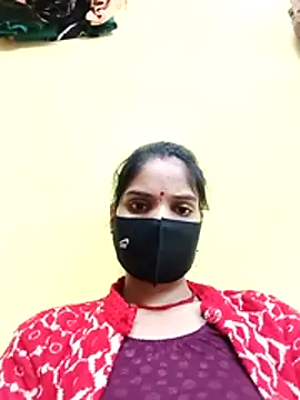 Snapshot of Shreya-750 chatting on November 12, 2025, 5:02 pm Shreya-750 online show from November 12, 2025, 5:02 pm