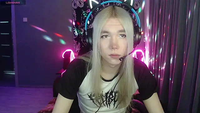 stiff boys online show from March 4, 2026, 7:20 pm