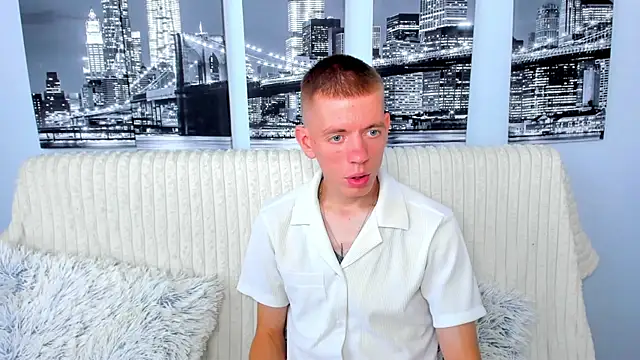 Cristian  Dior online show from August 6, 2026, 8:05 am