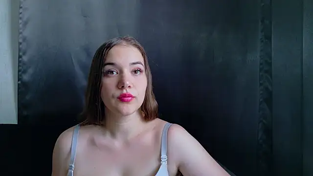 Snapshot of Biancka_ chatting on June 10, 2026, 5:28 am Biancka online show from June 10, 2026, 5:28 am