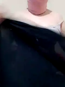 Majoudabar online show from April 15, 2026, 8:32 am