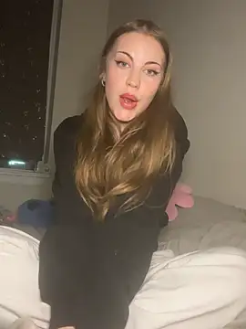 elliepixie online show from April 2, 2026, 12:41 am