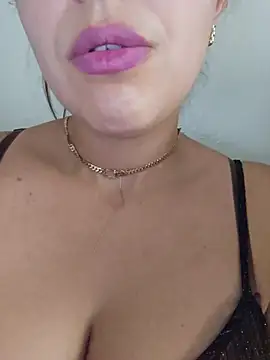 Snapshot of Sexy-girl chatting on June 17, 2026, 3:24 pm Sexy-girl online show from June 17, 2026, 3:24 pm