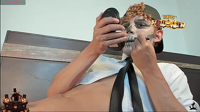 Daark Eros online show from October 31, 2025, 8:32 pm