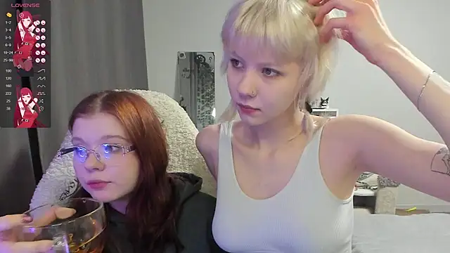 TenderTwos online show from April 8, 2026, 8:53 pm