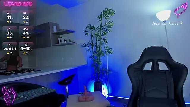 JessicaPratt online show from December 13, 2024, 10:13 pm