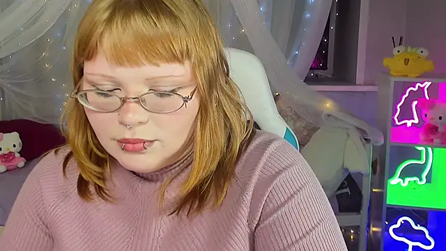 LottieReed online show from December 15, 2025, 12:42 pm