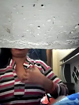 Pyaar Ki Pooja online show from December 16, 2025, 3:33 am