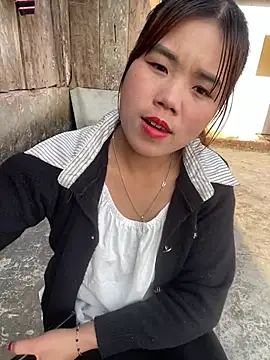 nachi-baby online show from January 12, 2026, 2:06 am