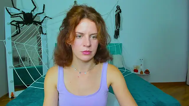 Snapshot of Lina_muse_ chatting on October 23, 2025, 1:21 pm Lina muse  online show from October 23, 2025, 1:21 pm