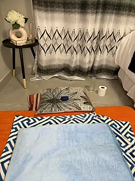 Nicole bash online show from March 9, 2026, 8:40 am