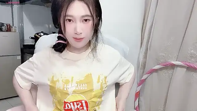 anna-888- online show from November 27, 2025, 11:07 pm