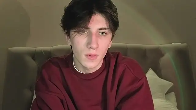 Oliver star boy  online show from February 13, 2026, 5:53 pm