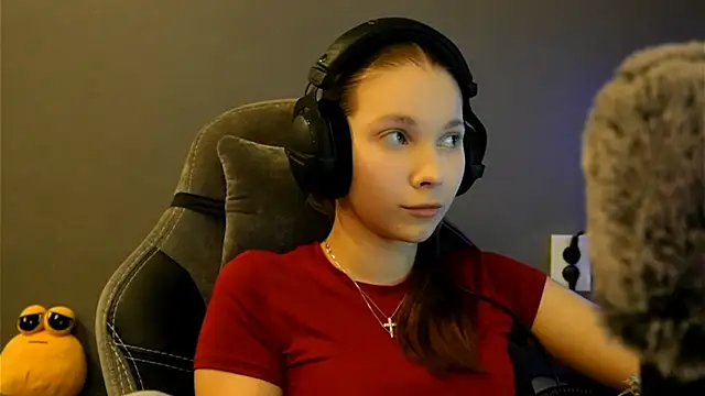 Softixq online show from January 6, 2026, 4:32 pm