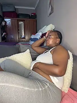 SweetCandy84 online show from December 3, 2025, 11:08 am