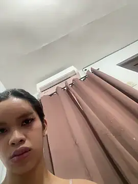Candicemeow online show from June 11, 2026, 2:22 am