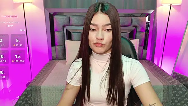 Bella Clark2 online show from February 5, 2026, 1:27 pm