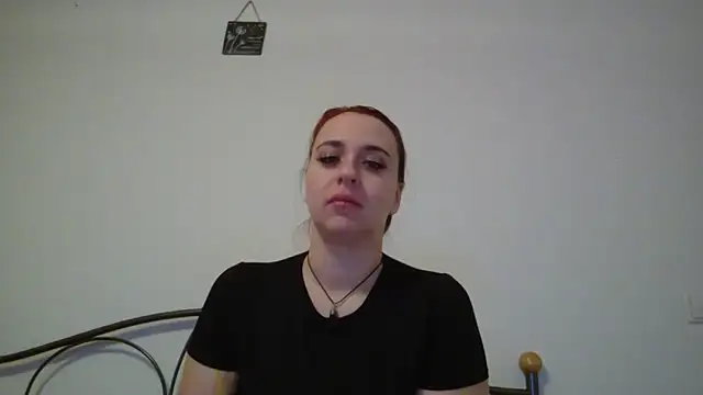 Latexaddictx  online show from November 9, 2025, 1:09 pm