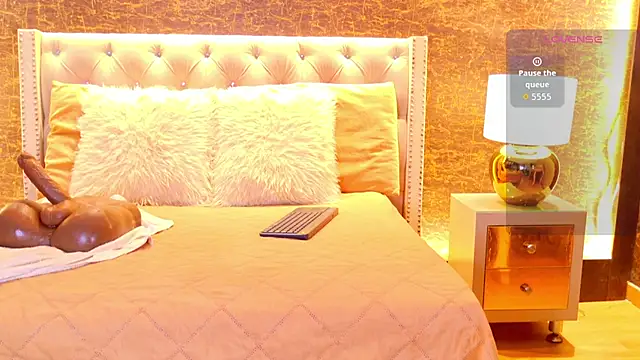 loana vegas online show from May 22, 2026, 4:01 pm