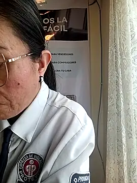 Valentina--1 online show from April 1, 2026, 1:41 pm