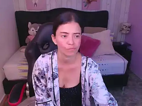  Rachel Jones  online show from February 3, 2026, 3:26 am