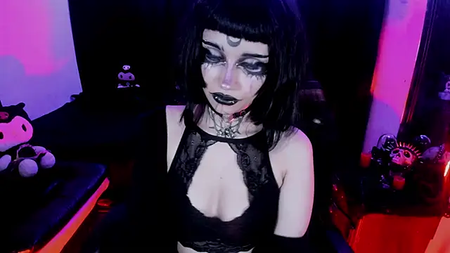 Yueeclipsa online show from April 17, 2026, 5:32 am