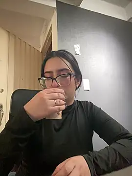 Kloe Novoa online show from February 24, 2026, 1:20 pm