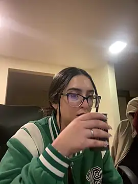 Kloe Novoa online show from March 24, 2026, 12:10 pm