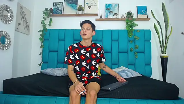 Hot Boys Latinos X online show from November 7, 2025, 9:59 pm