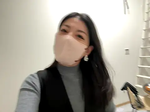 Snapshot of akimix_xoxo chatting on November 3, 2025, 1:23 pm akimix xoxo online show from November 3, 2025, 1:23 pm