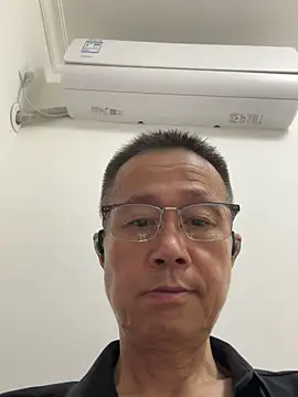 Snapshot of liangyueguo520 chatting on October 28, 2025, 2:53 pm liangyueguo520 online show from October 28, 2025, 2:53 pm