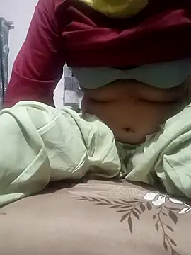 Best couple2001 online show from October 26, 2025, 4:02 pm