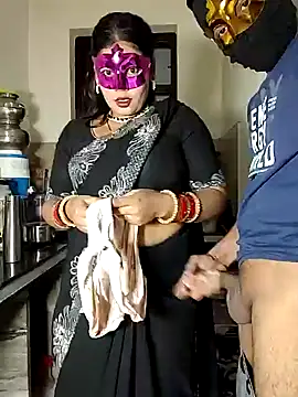 Heena-143 online show from February 9, 2026, 1:48 pm