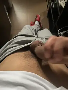 findomhot online show from November 1, 2025, 4:20 pm