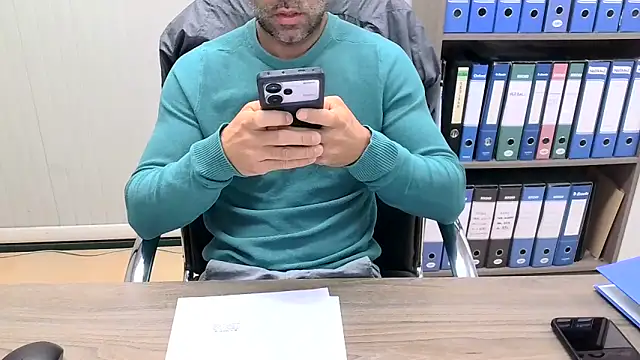 Evasionee online show from October 30, 2025, 7:54 am