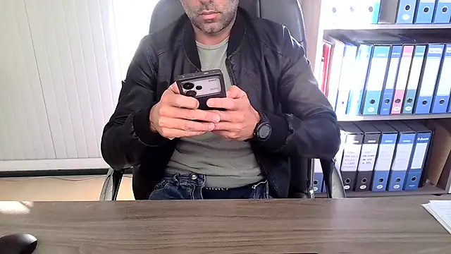 Evasionee online show from November 7, 2025, 7:30 am