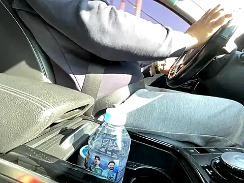 Snapshot of winxp000000 chatting on November 19, 2025, 2:22 am winxp000000 online show from November 19, 2025, 2:22 am