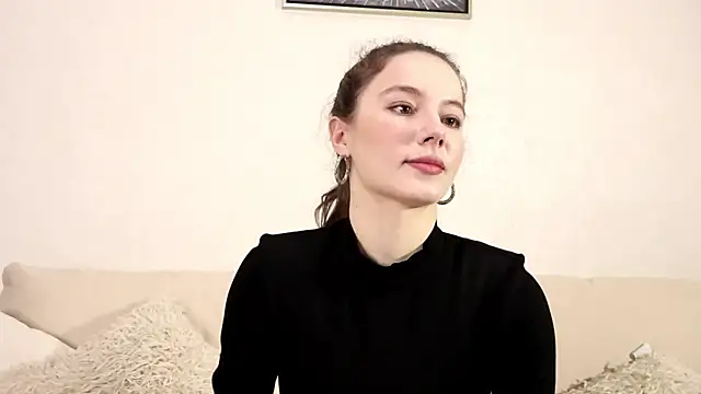 Petalwren online show from December 15, 2025, 11:36 am