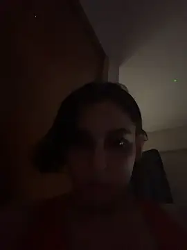 gigi333regi online show from November 28, 2025, 8:28 am