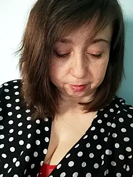 MaryKiki5619 online show from July 6, 2026, 2:25 pm