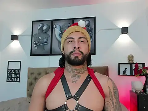 christopher palmerjs online show from December 18, 2025, 5:46 am