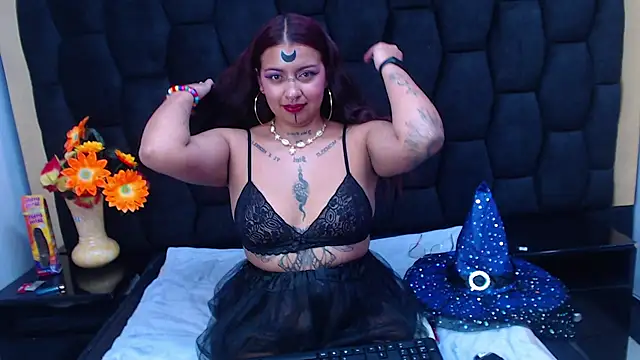 Snapshot of Ambar_Paradise chatting on October 31, 2025, 1:23 pm Ambar Paradise online show from October 31, 2025, 1:23 pm