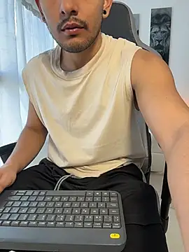 IamKael  online show from February 26, 2026, 1:21 pm