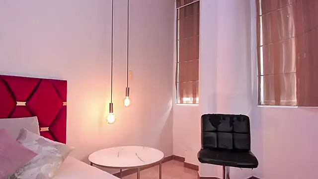 Snapshot of KeimyWilde chatting on February 4, 2026, 6:36 pm KeimyWilde online show from February 4, 2026, 6:36 pm