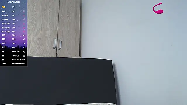 Kesha rosse  online show from April 13, 2026, 5:57 am