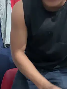 Snapshot of maruquint28 chatting on November 13, 2025, 10:52 pm maruquint28 online show from November 13, 2025, 10:52 pm