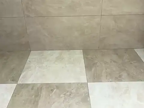 Snapshot of BrunoTwinkXXL chatting on December 3, 2025, 11:58 pm BrunoTwinkXXL online show from December 3, 2025, 11:58 pm