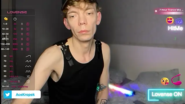 Snapshot of BrunoTwinkXXL chatting on February 22, 2026, 11:58 pm BrunoTwinkXXL online show from February 22, 2026, 11:58 pm