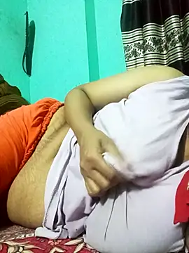 Chadni19 online show from April 12, 2026, 10:26 pm