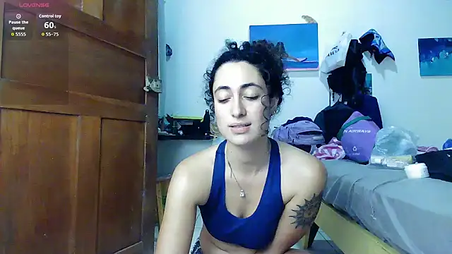 eleganceafterdark online show from February 6, 2026, 1:32 am